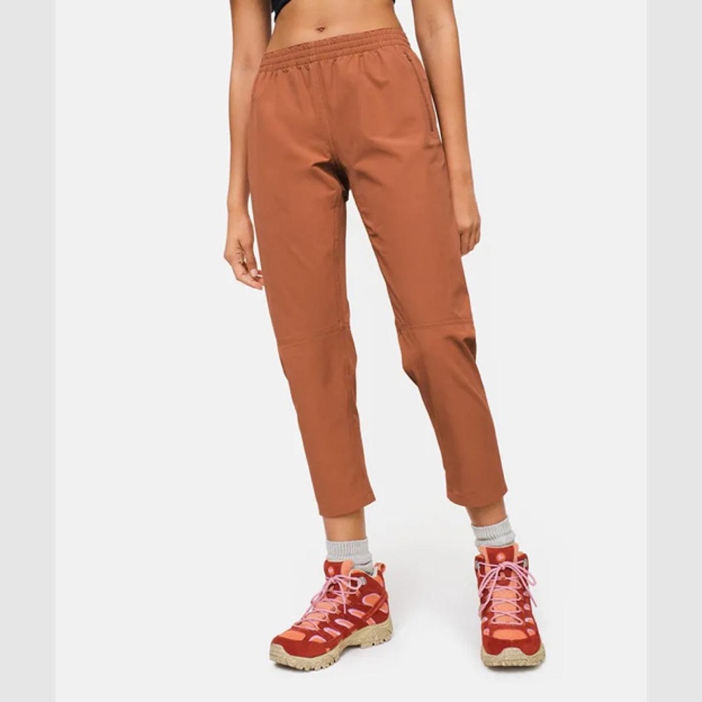 Outdoor Voices OV RecTrek Pants in Sierra